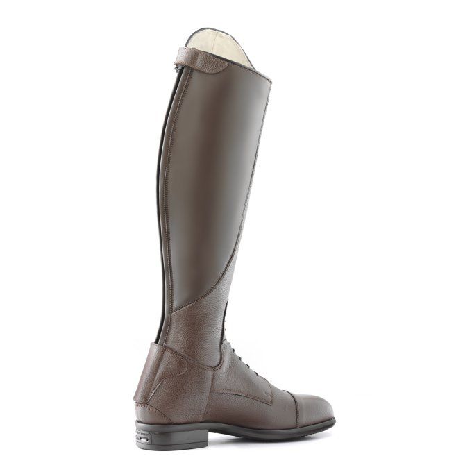 Tattini Breton Close Contact