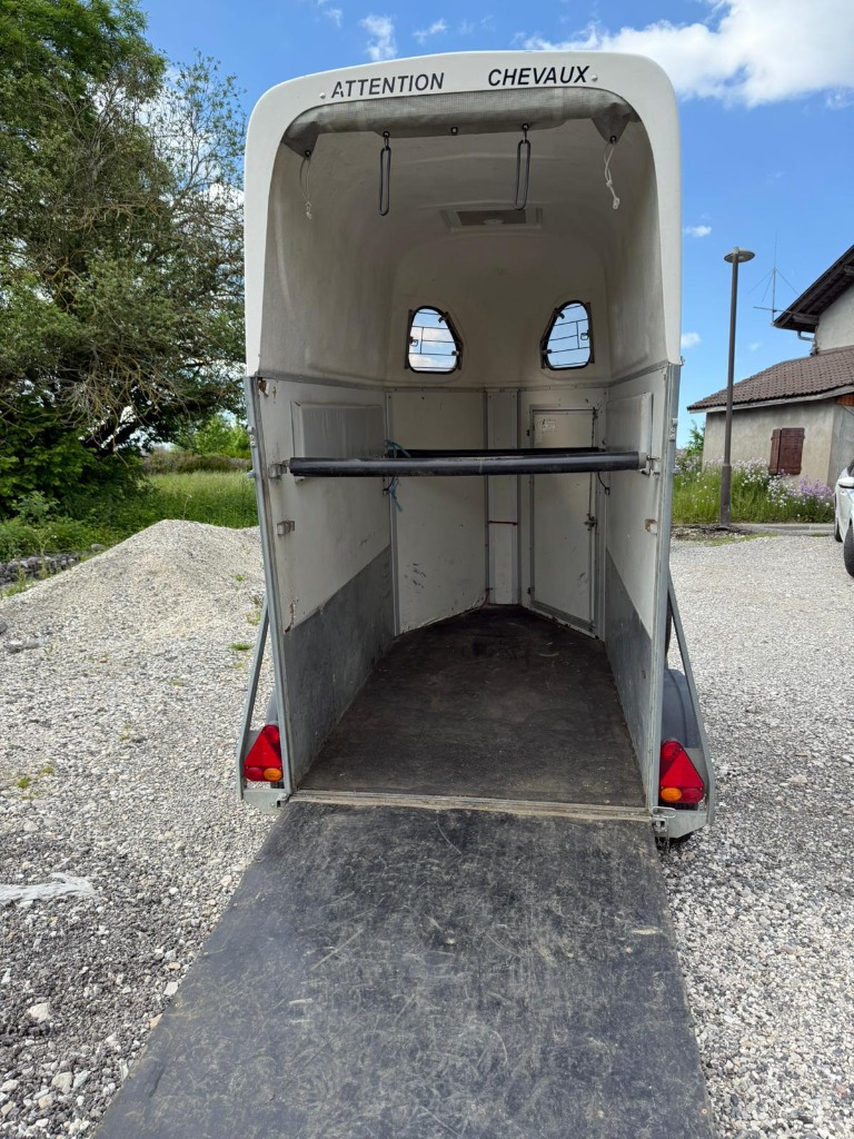 Van 1.5 Places